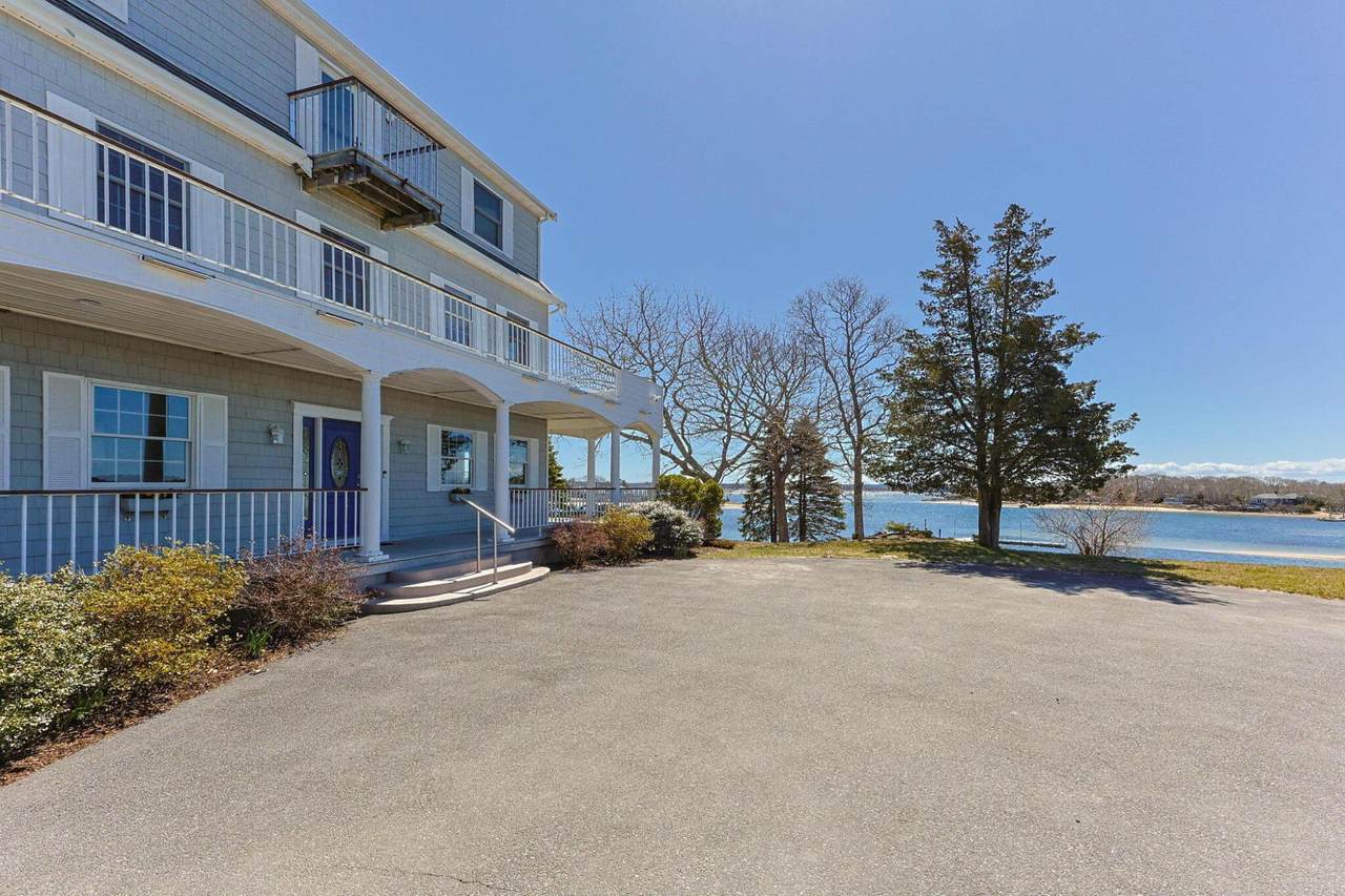 https://bt-photos.global.ssl.fastly.net/capecod/1280_boomver_1_22601219-2.jpg
