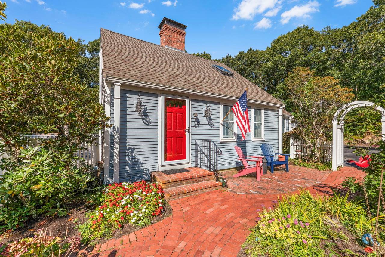 29 Oak Ridge Road - Photo 1