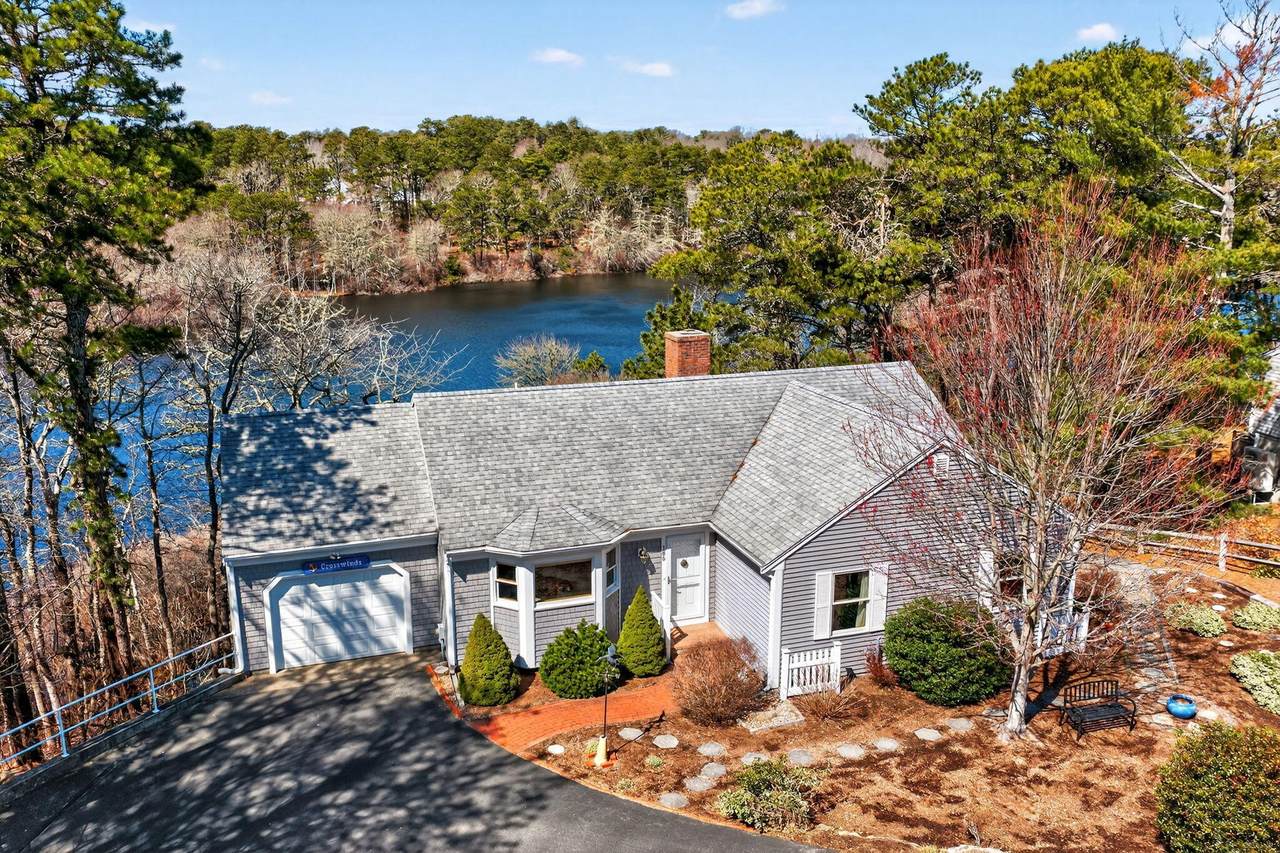 186 Canoe Pond Drive - Photo 1