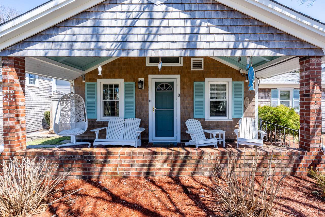 8 Quinsigamond Avenue - Photo 1