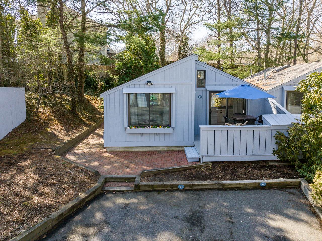 251 Shore Drive - Photo 1