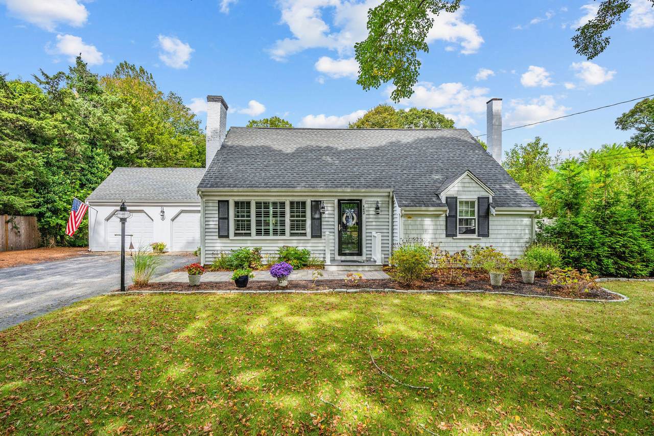 442 Pine Street - Photo 1