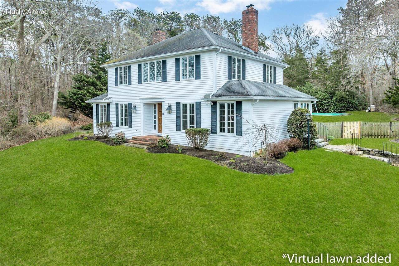 20 Howland Lane - Photo 1