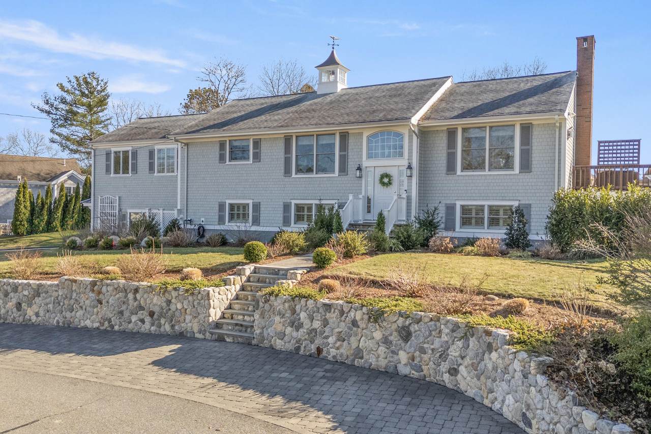 9 Fabyan Way - Photo 1