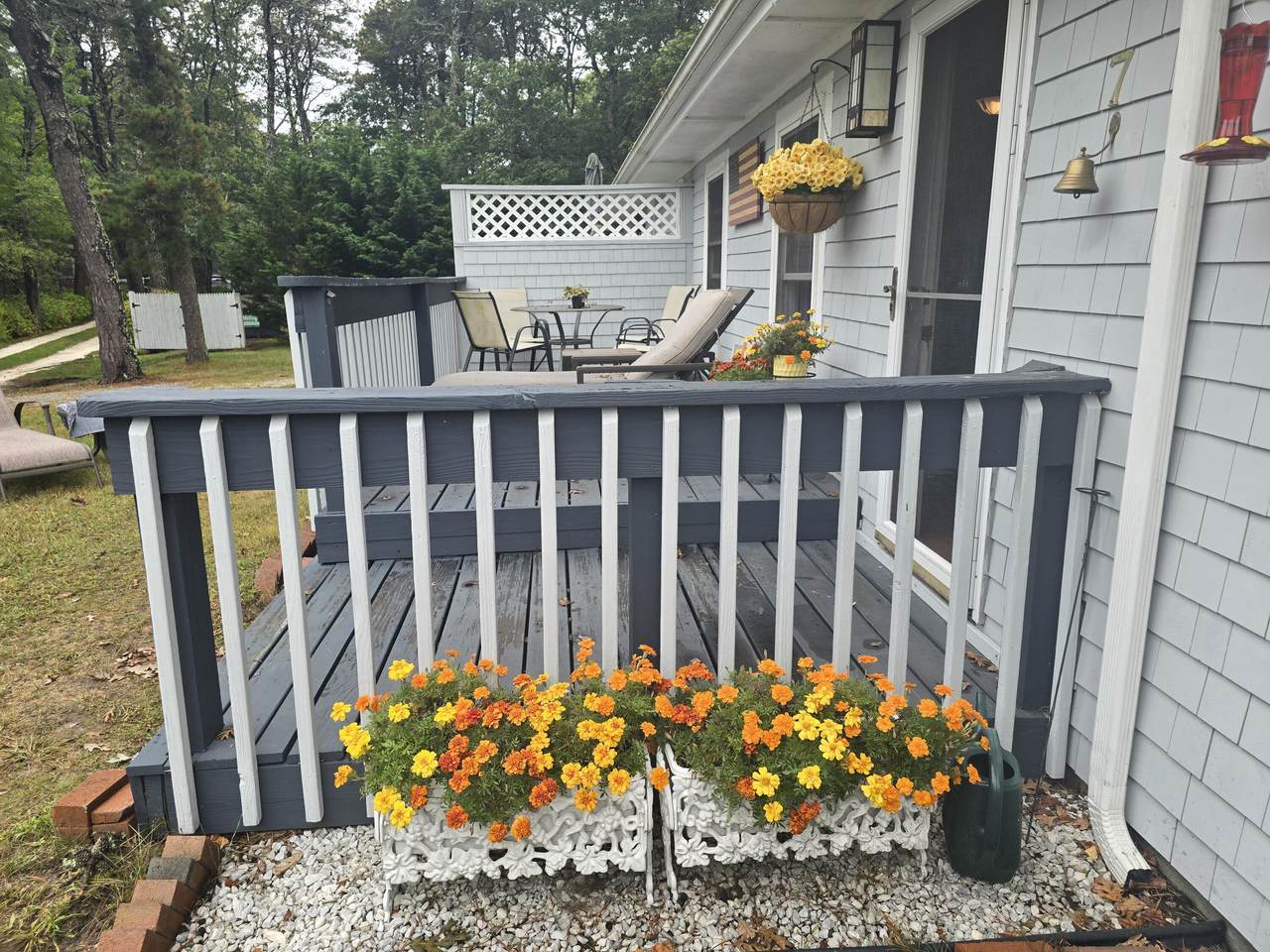 https://bt-photos.global.ssl.fastly.net/capecod/1280_boomver_1_22601382-2.jpg