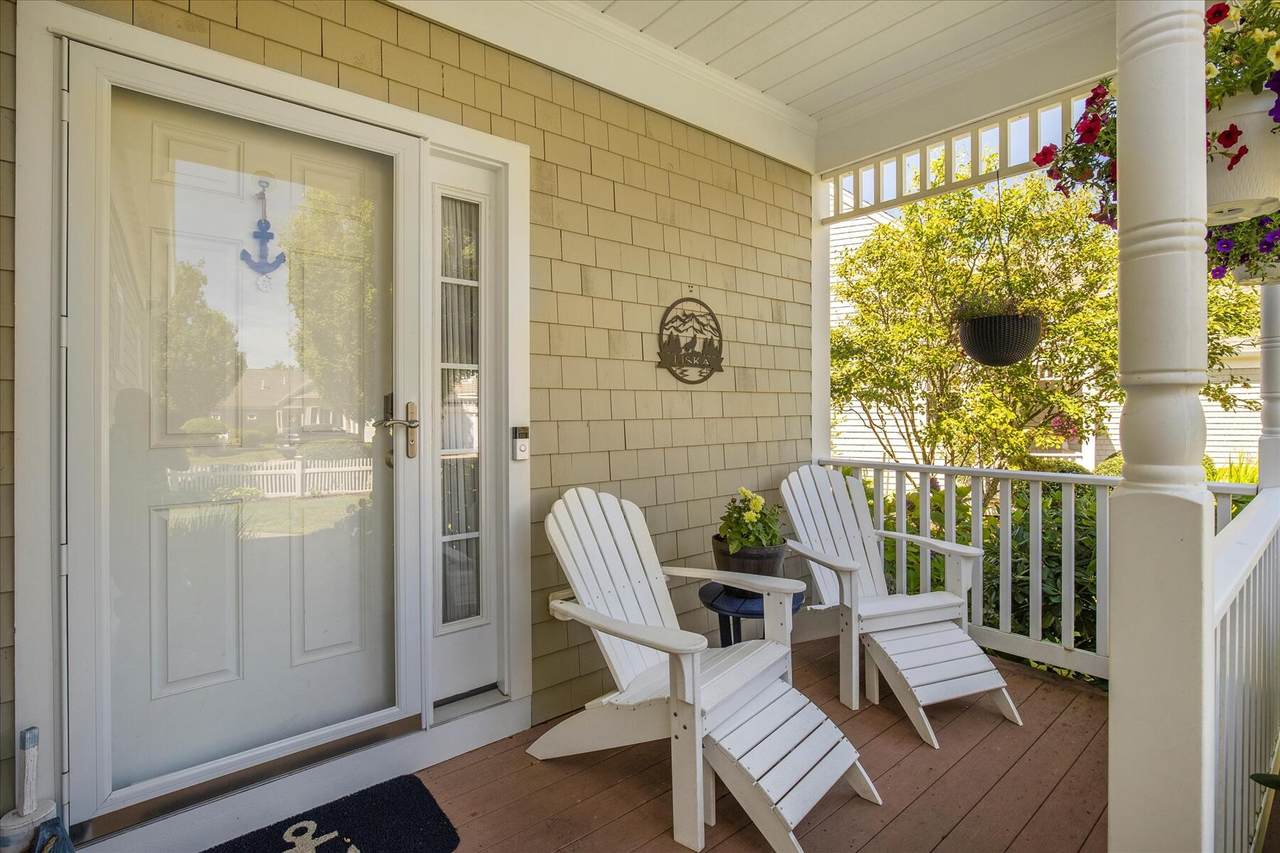 https://bt-photos.global.ssl.fastly.net/capecod/1280_boomver_1_22601466-2.jpg