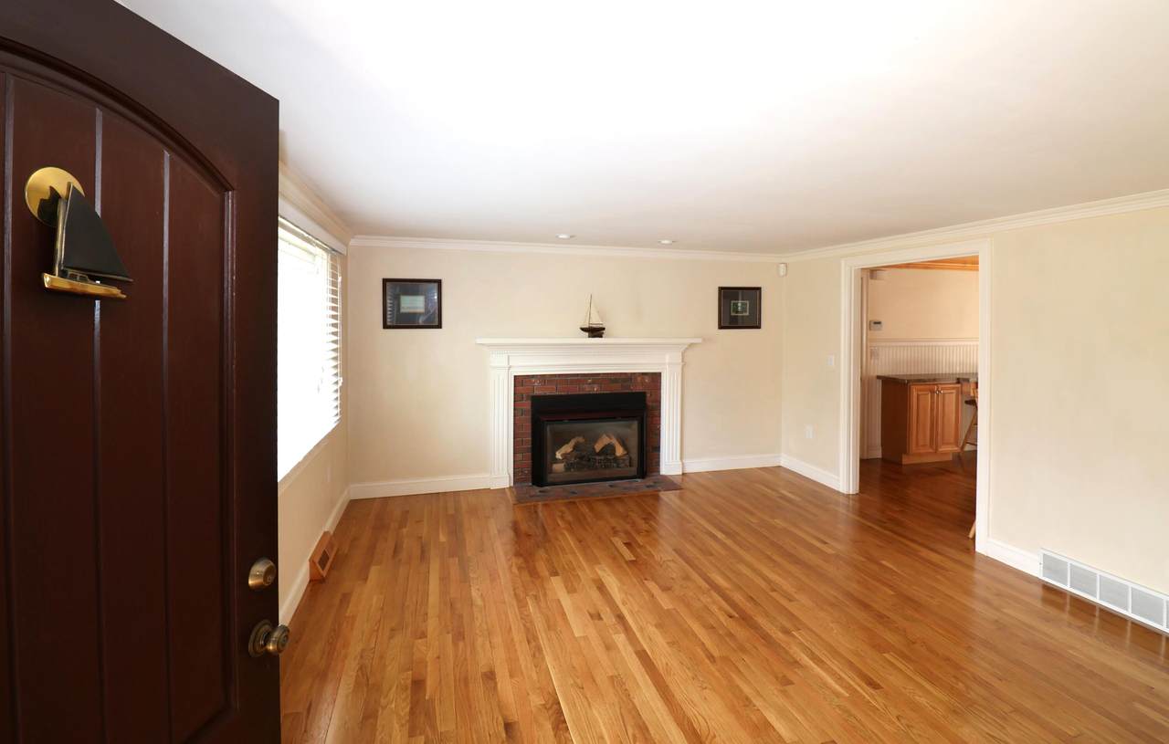 https://bt-photos.global.ssl.fastly.net/capecod/1280_boomver_1_22601626-2.jpg