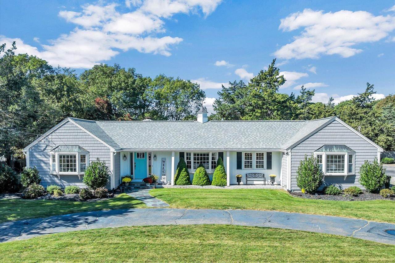 229 Sea Avenue - Photo 1