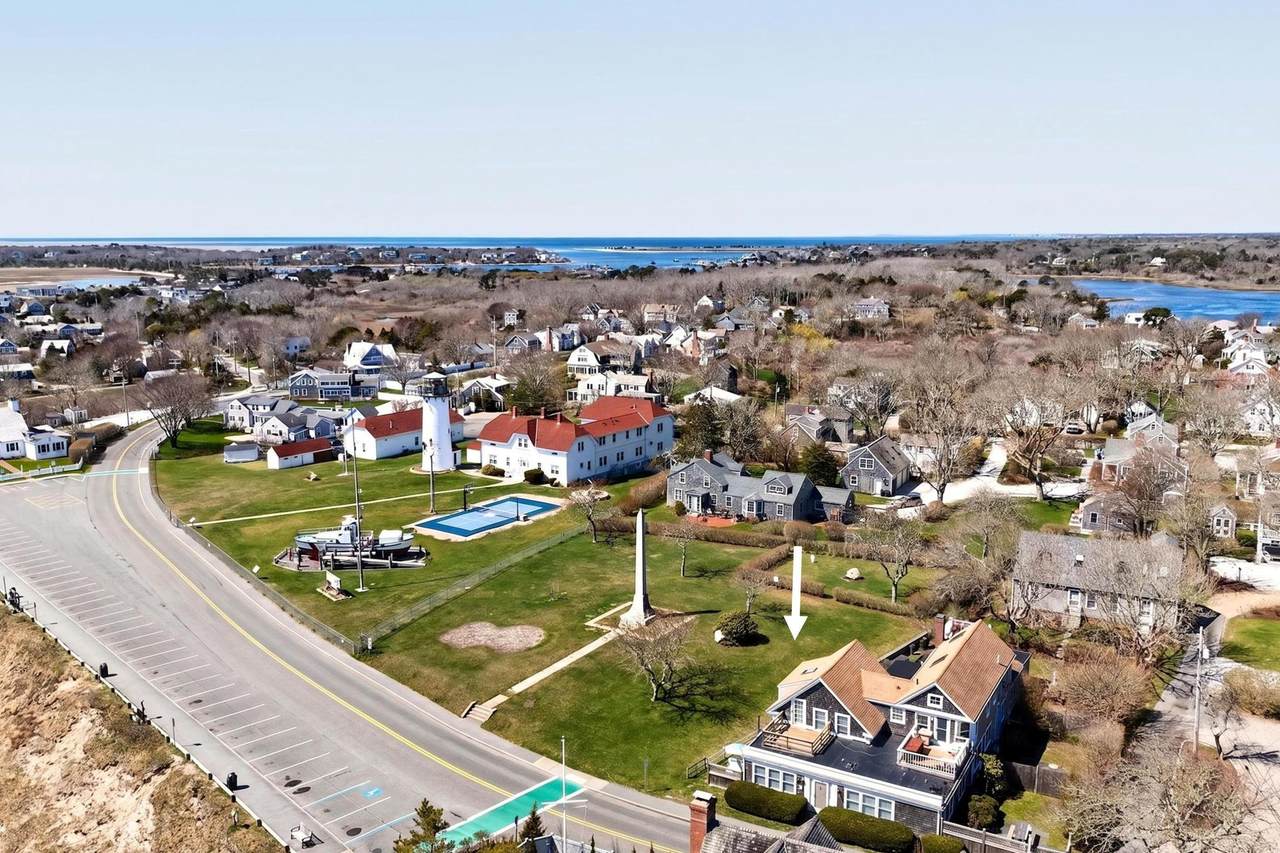 https://bt-photos.global.ssl.fastly.net/capecod/1280_boomver_1_22601727-2.jpg