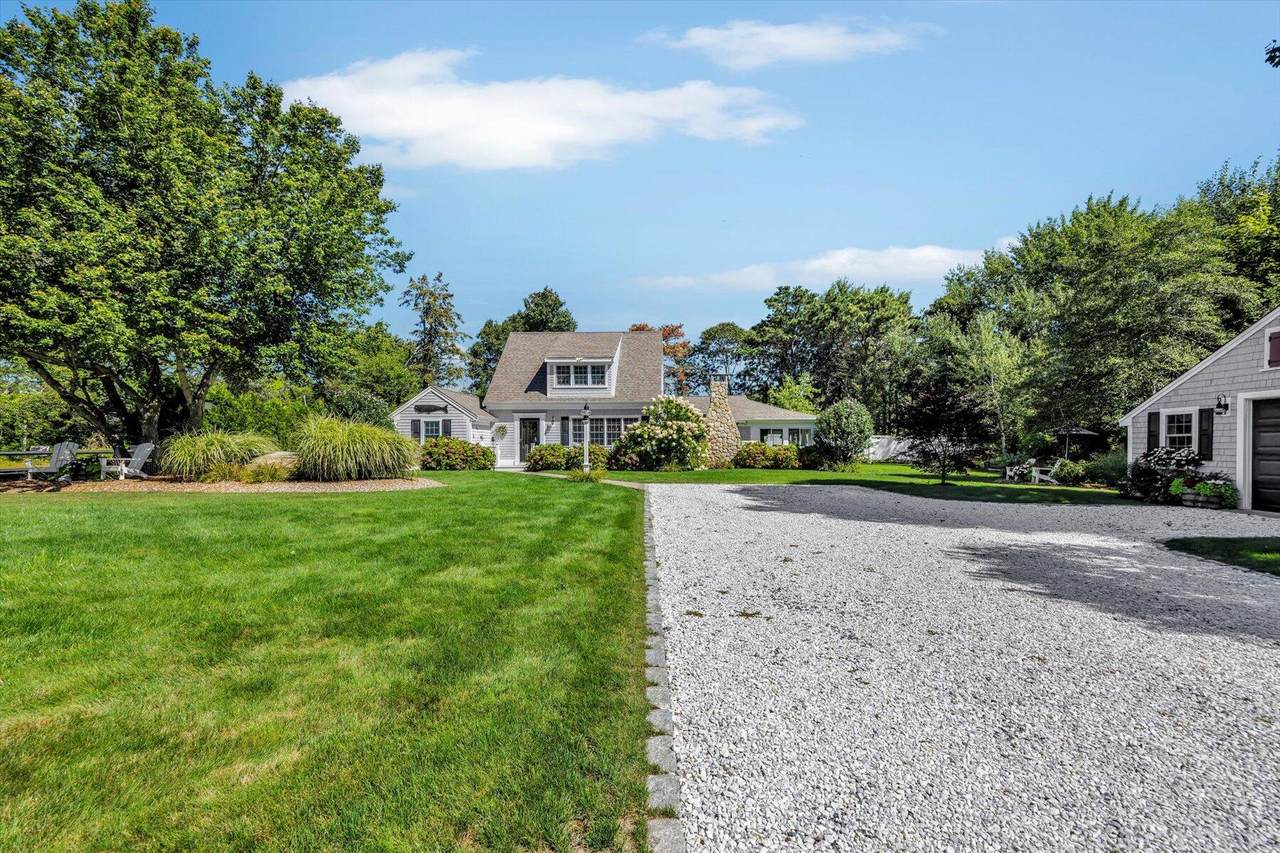 https://bt-photos.global.ssl.fastly.net/capecod/1280_boomver_1_22601729-2.jpg