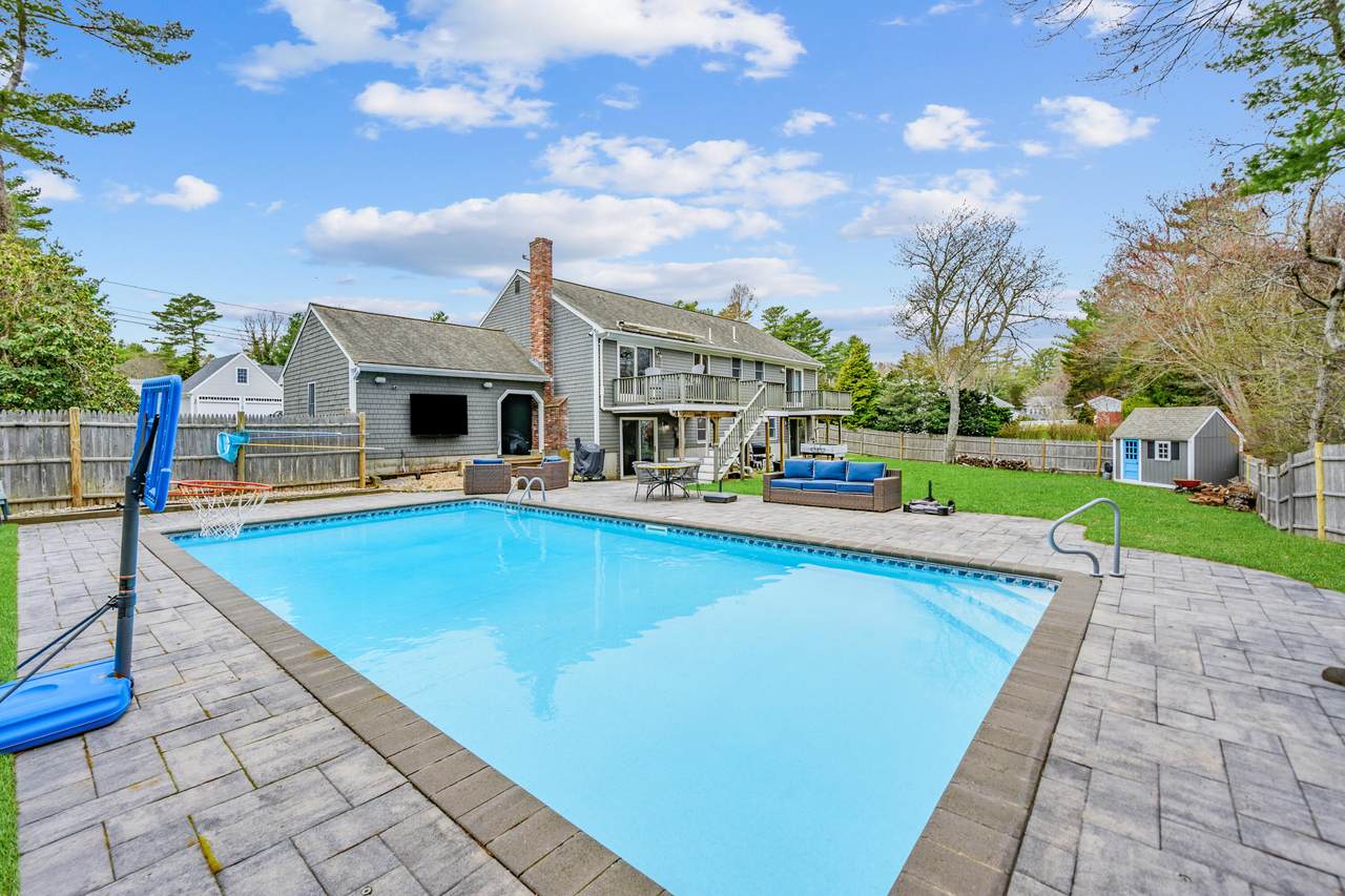 https://bt-photos.global.ssl.fastly.net/capecod/1280_boomver_1_22601740-2.jpg