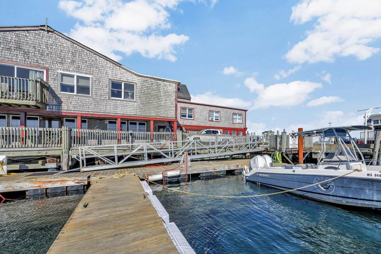 https://bt-photos.global.ssl.fastly.net/capecod/1280_boomver_1_22601775-2.jpg
