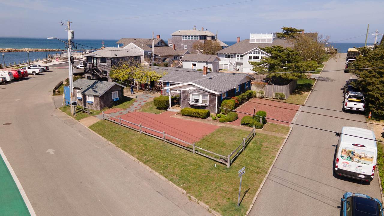 https://bt-photos.global.ssl.fastly.net/capecod/1280_boomver_1_22601795-2.jpg
