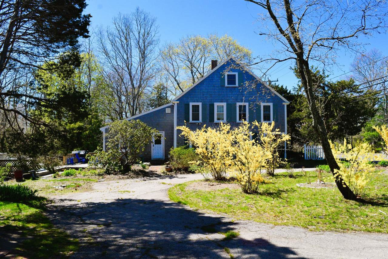 713 Sandwich Road - Photo 1