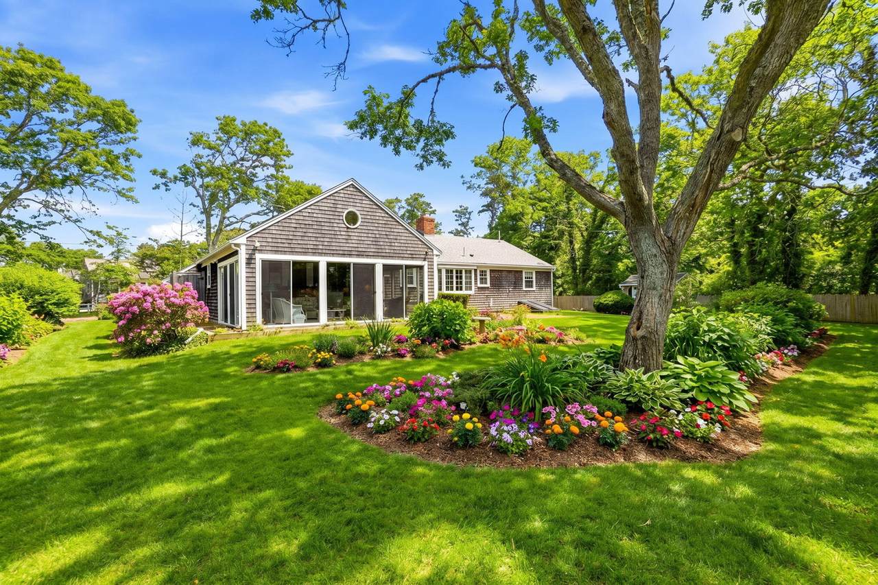 https://bt-photos.global.ssl.fastly.net/capecod/1280_boomver_1_22601835-2.jpg