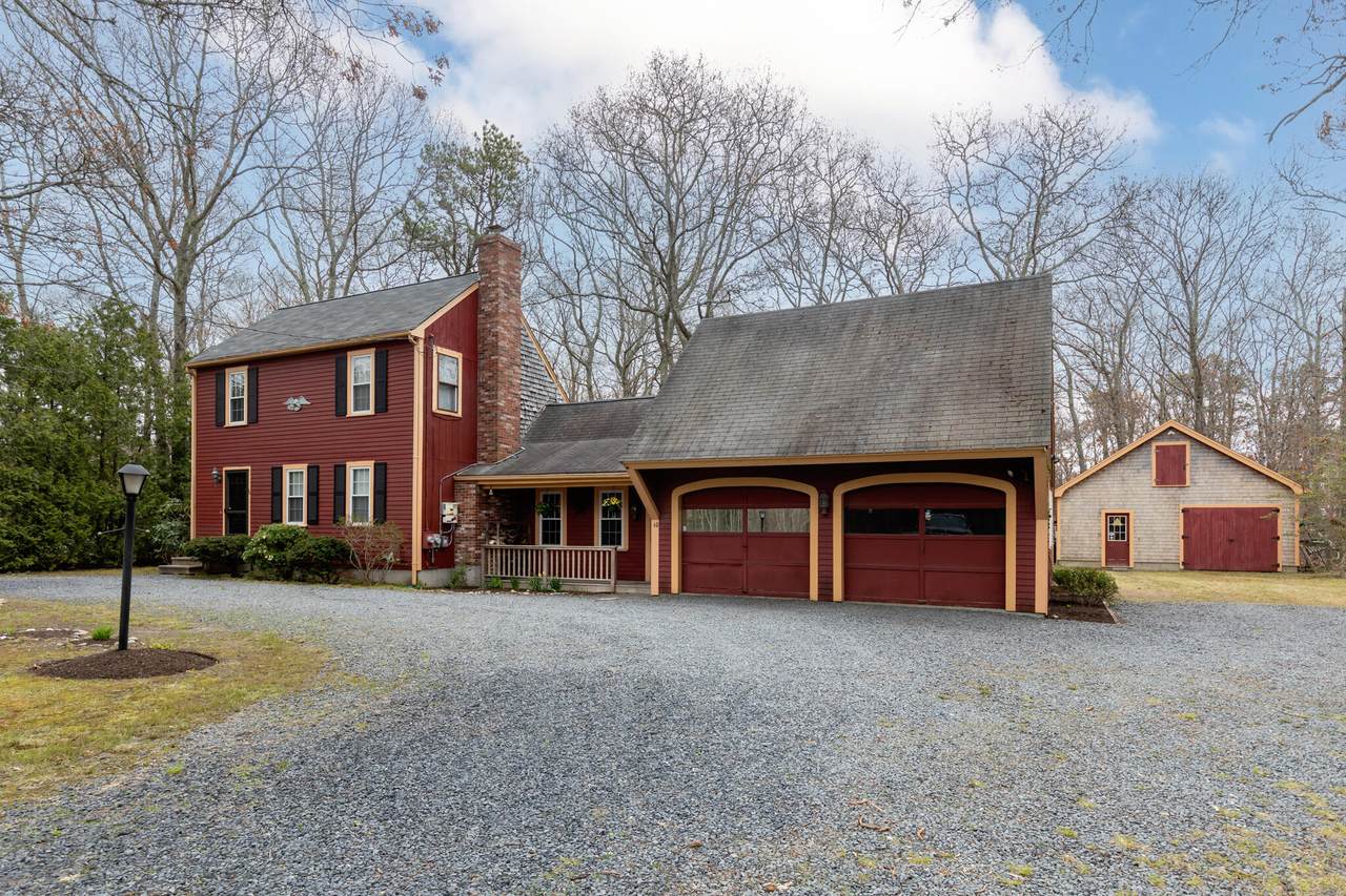 10 Quaker Meetinghouse Road - Photo 1