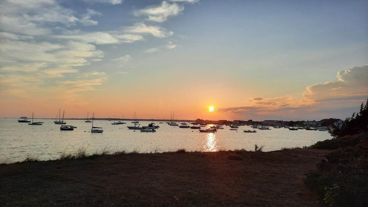 https://bt-photos.global.ssl.fastly.net/capecod/1280_boomver_2_22601946-2.jpg
