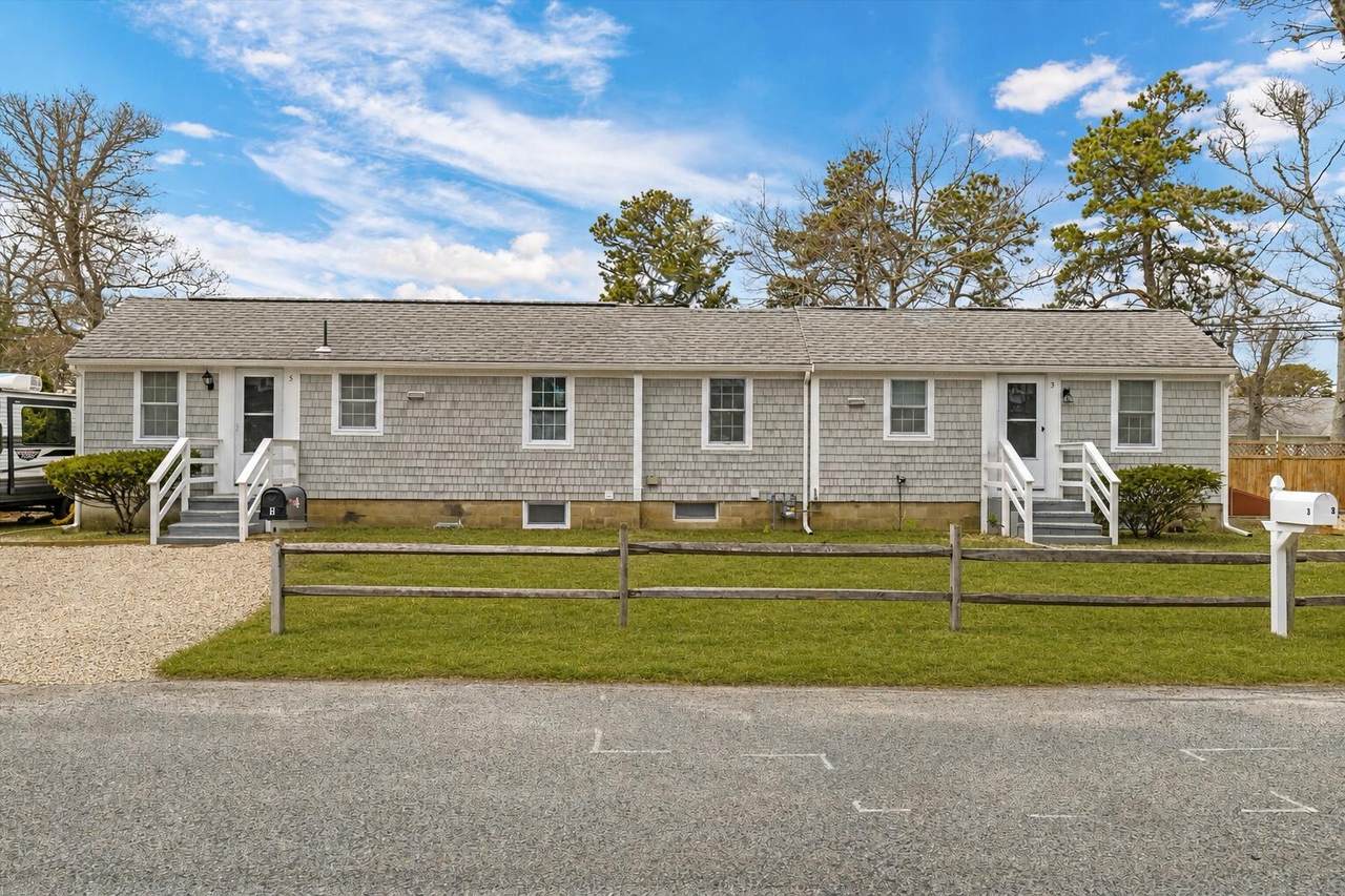 https://bt-photos.global.ssl.fastly.net/capecod/1280_boomver_1_22601957-2.jpg