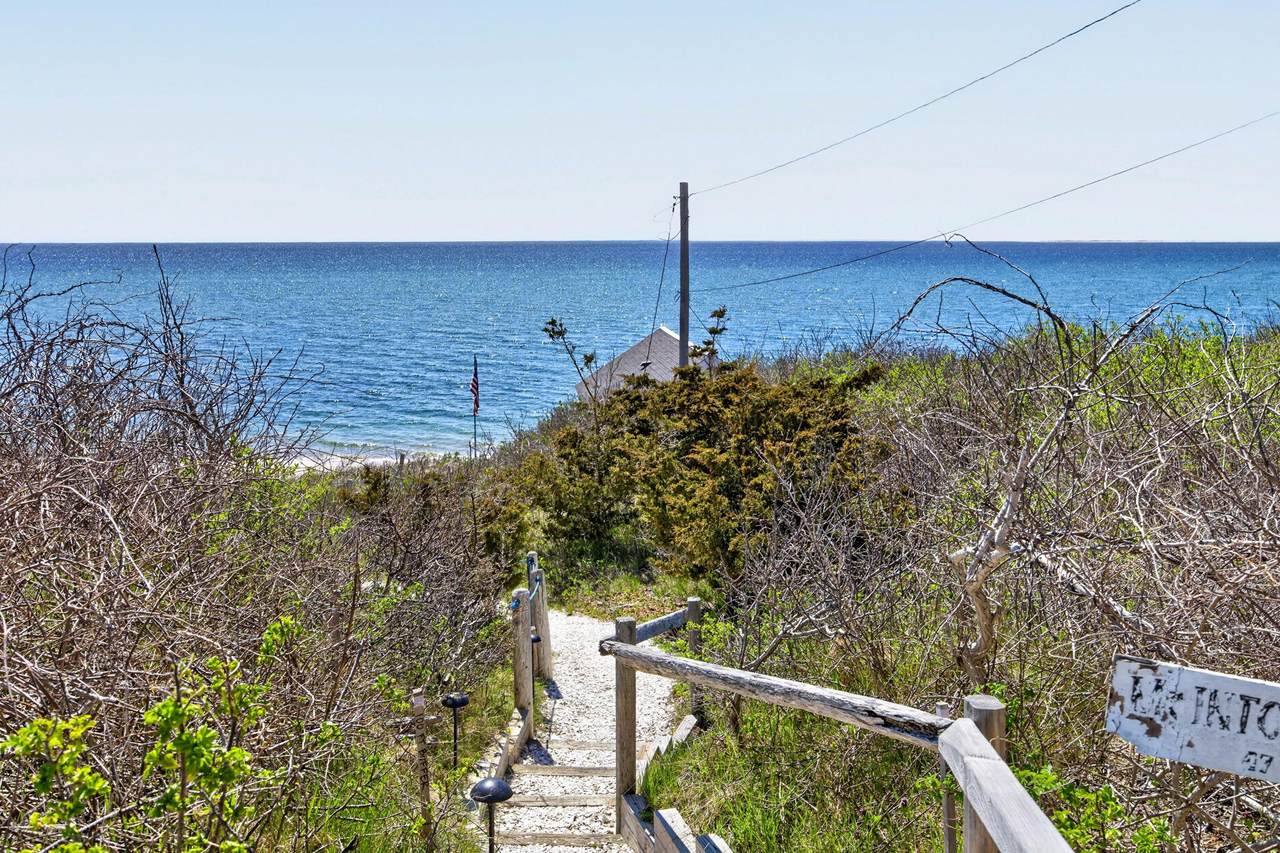 https://bt-photos.global.ssl.fastly.net/capecod/1280_boomver_1_22601966-2.jpg