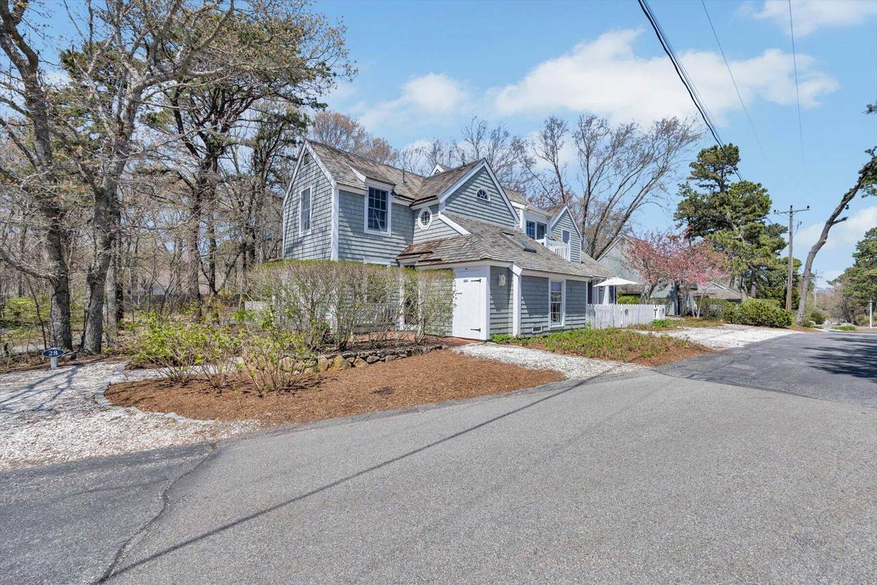 https://bt-photos.global.ssl.fastly.net/capecod/1280_boomver_1_22602003-2.jpg