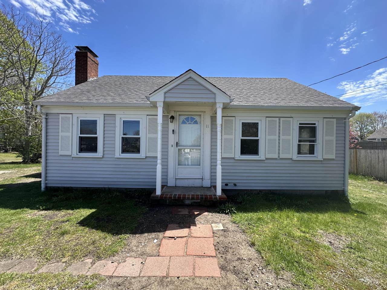 11 Rogers Way - Photo 1