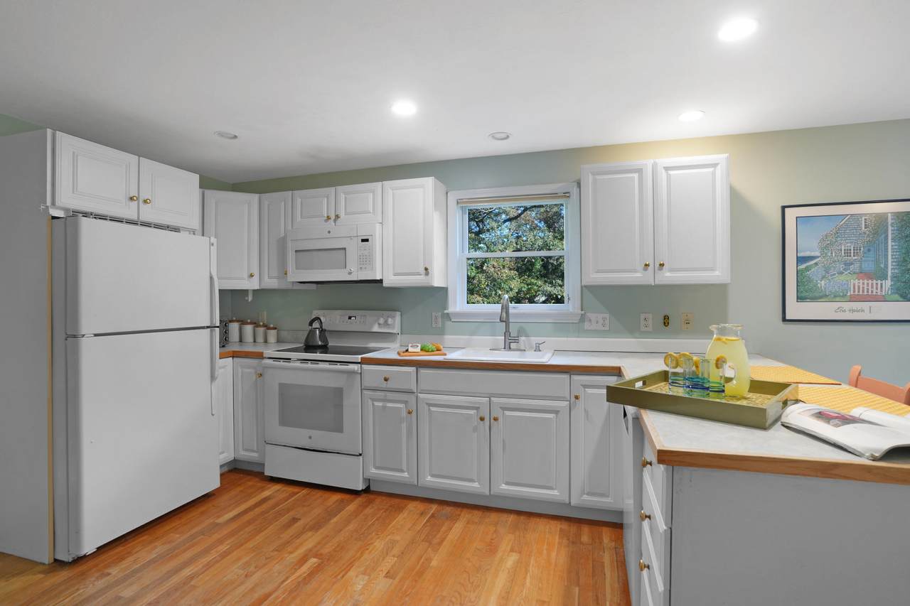 https://bt-photos.global.ssl.fastly.net/capecod/1280_boomver_1_22602050-2.jpg