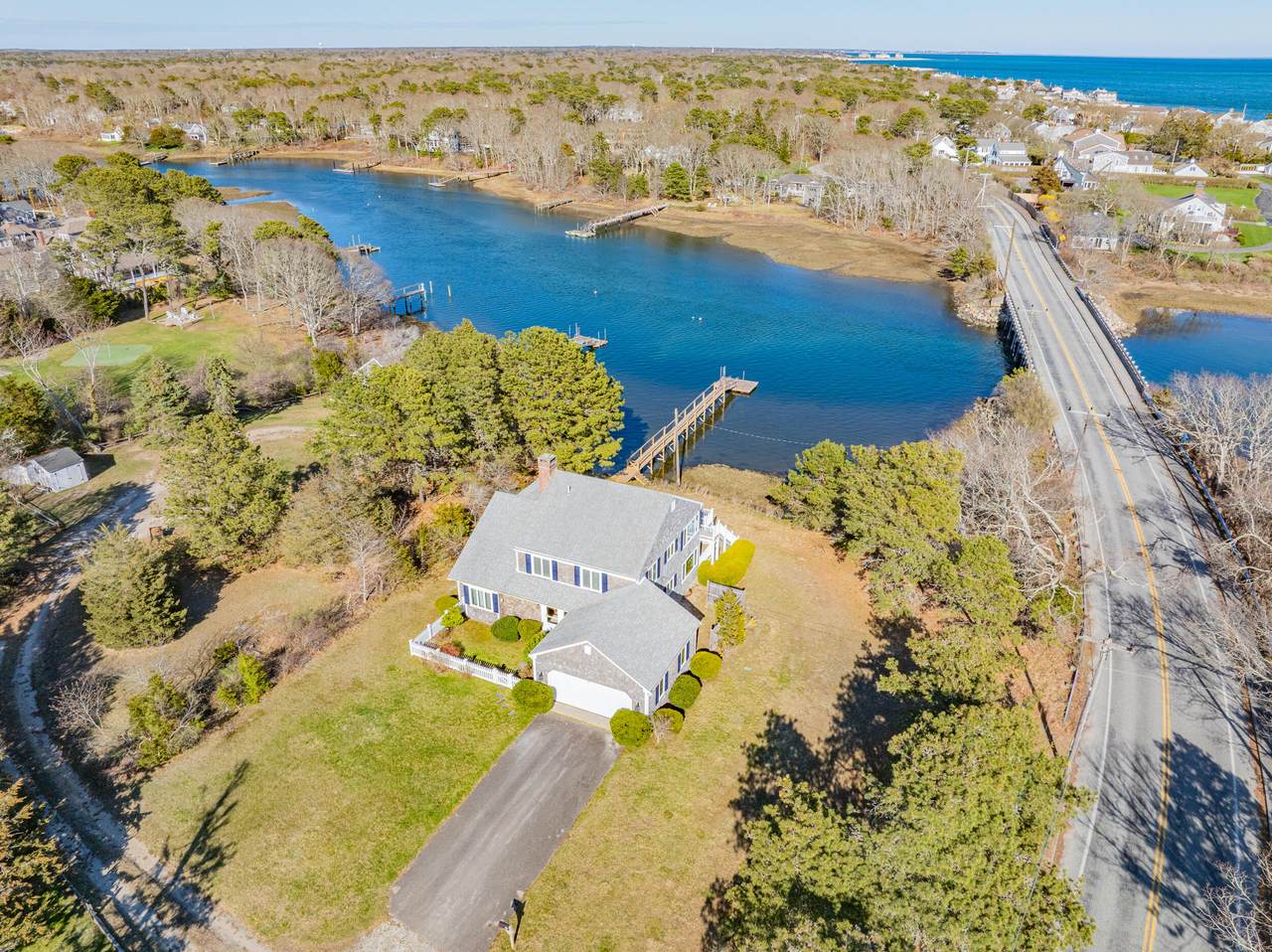 https://bt-photos.global.ssl.fastly.net/capecod/1280_boomver_1_22602110-2.jpg
