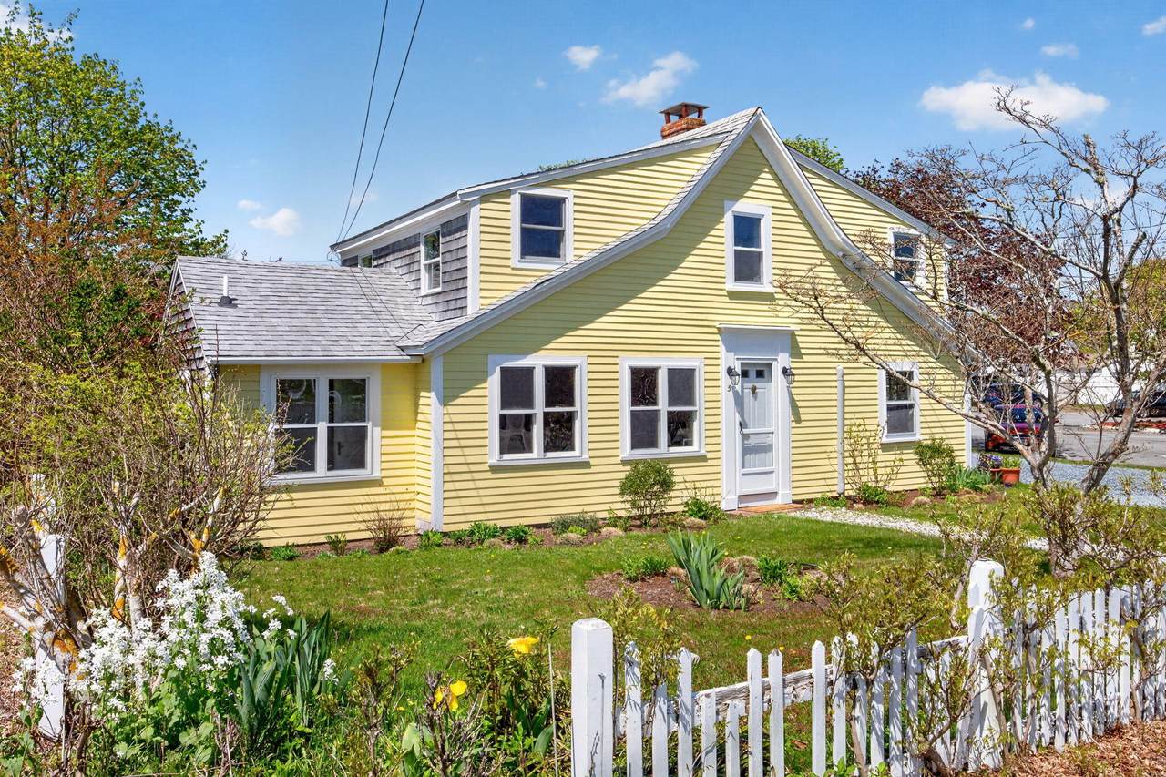 https://bt-photos.global.ssl.fastly.net/capecod/1280_boomver_1_22602181-2.jpg