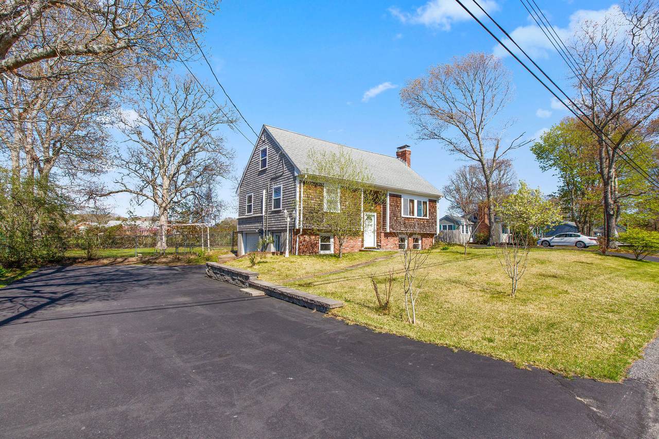 https://bt-photos.global.ssl.fastly.net/capecod/1280_boomver_1_22602185-2.jpg