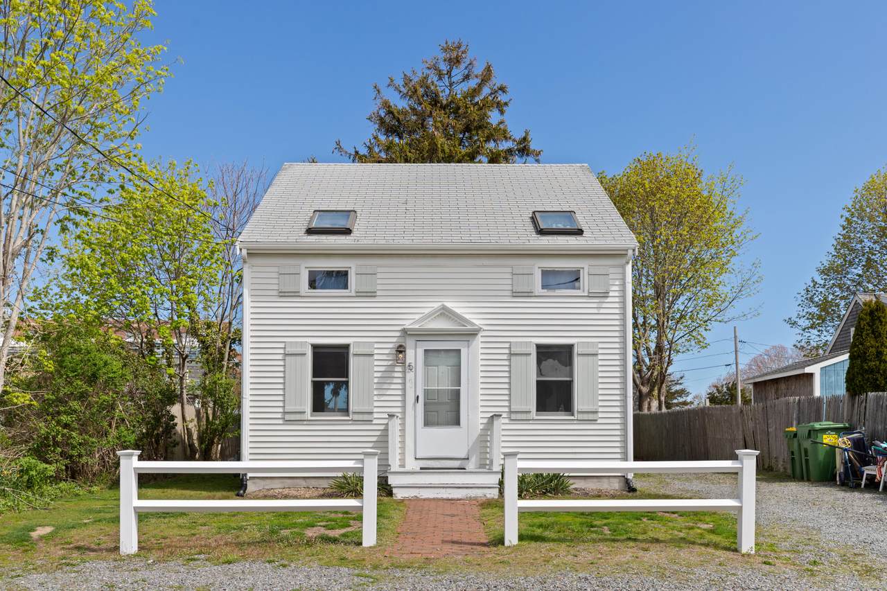 https://bt-photos.global.ssl.fastly.net/capecod/1280_boomver_1_22602207-2.jpg