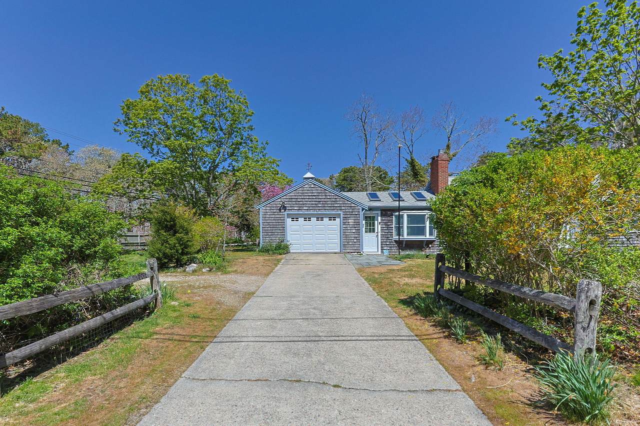 https://bt-photos.global.ssl.fastly.net/capecod/1280_boomver_1_22602224-2.jpg