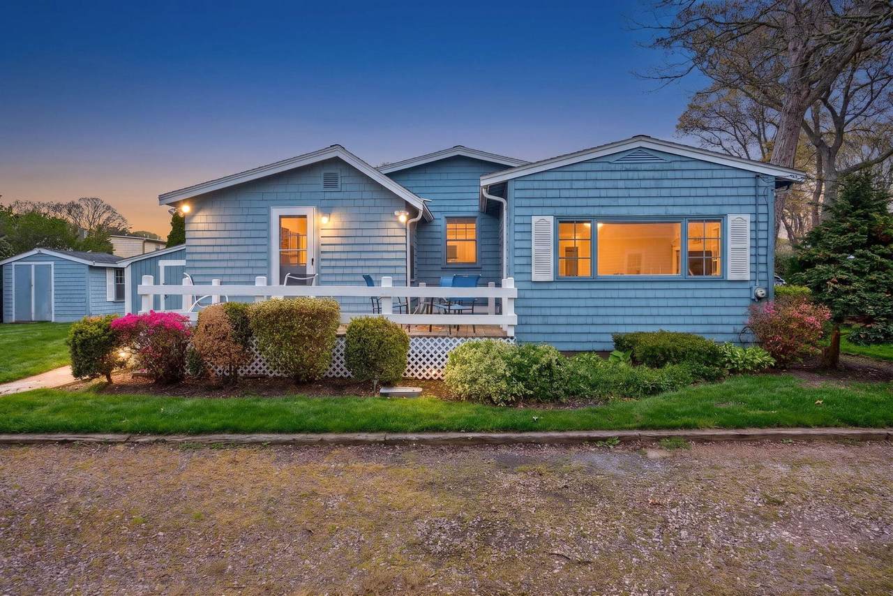 61 Silver Beach Avenue - Photo 1