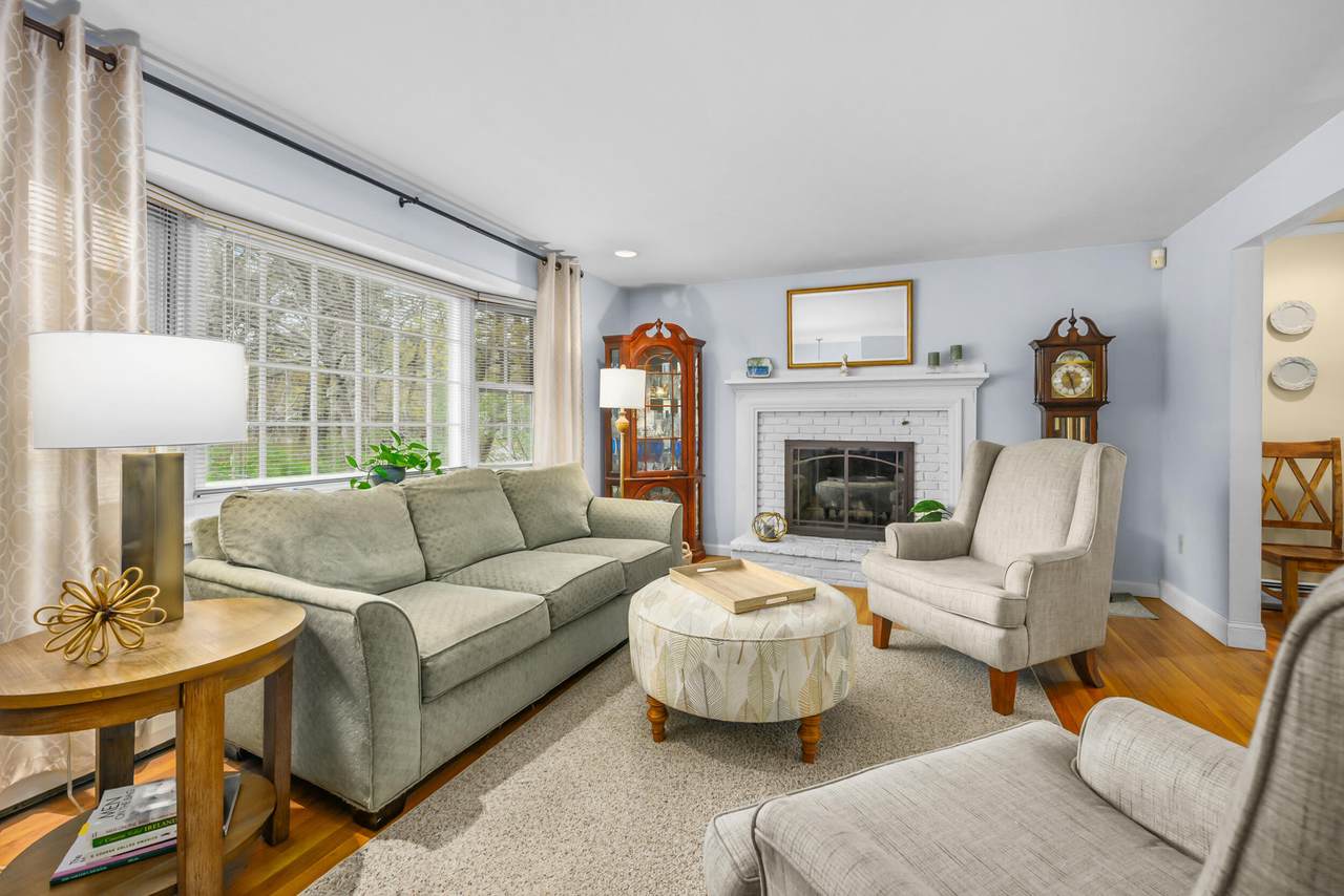 https://bt-photos.global.ssl.fastly.net/capecod/1280_boomver_1_22602240-2.jpg
