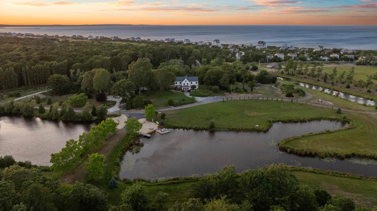 https://bt-photos.global.ssl.fastly.net/capecod/1280_boomver_1_22602249-2.jpg