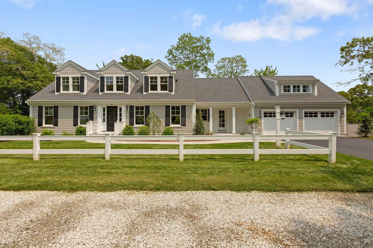 55 Bayview Drive - Photo 1