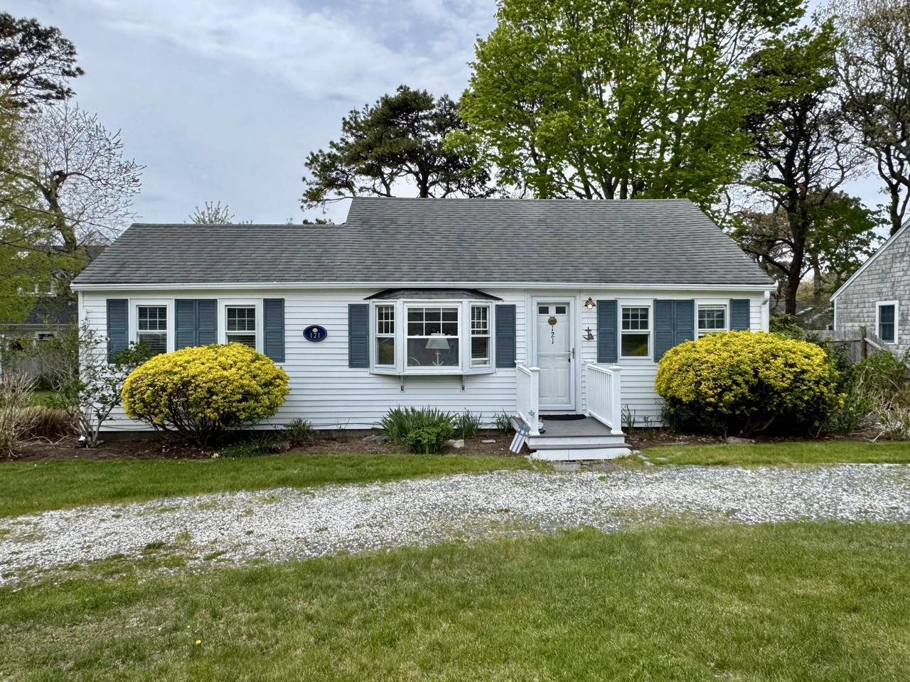 121 6th Avenue - Photo 1