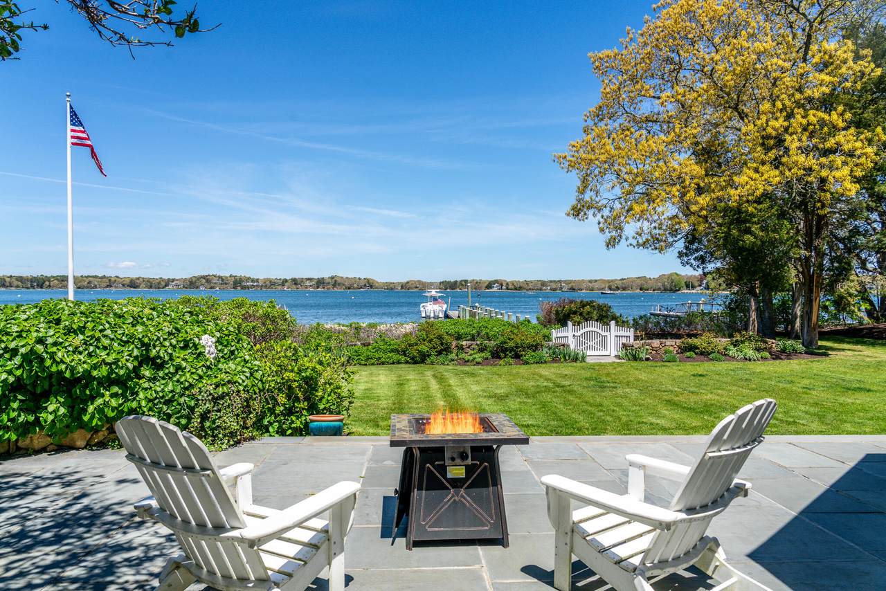 https://bt-photos.global.ssl.fastly.net/capecod/1280_boomver_1_22602282-2.jpg