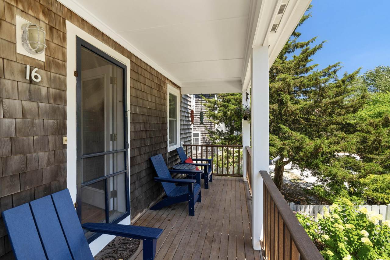 https://bt-photos.global.ssl.fastly.net/capecod/1280_boomver_1_22602288-2.jpg