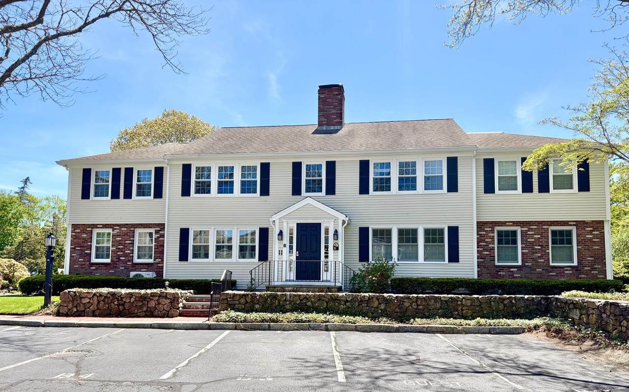 727 Main Street - Photo 1