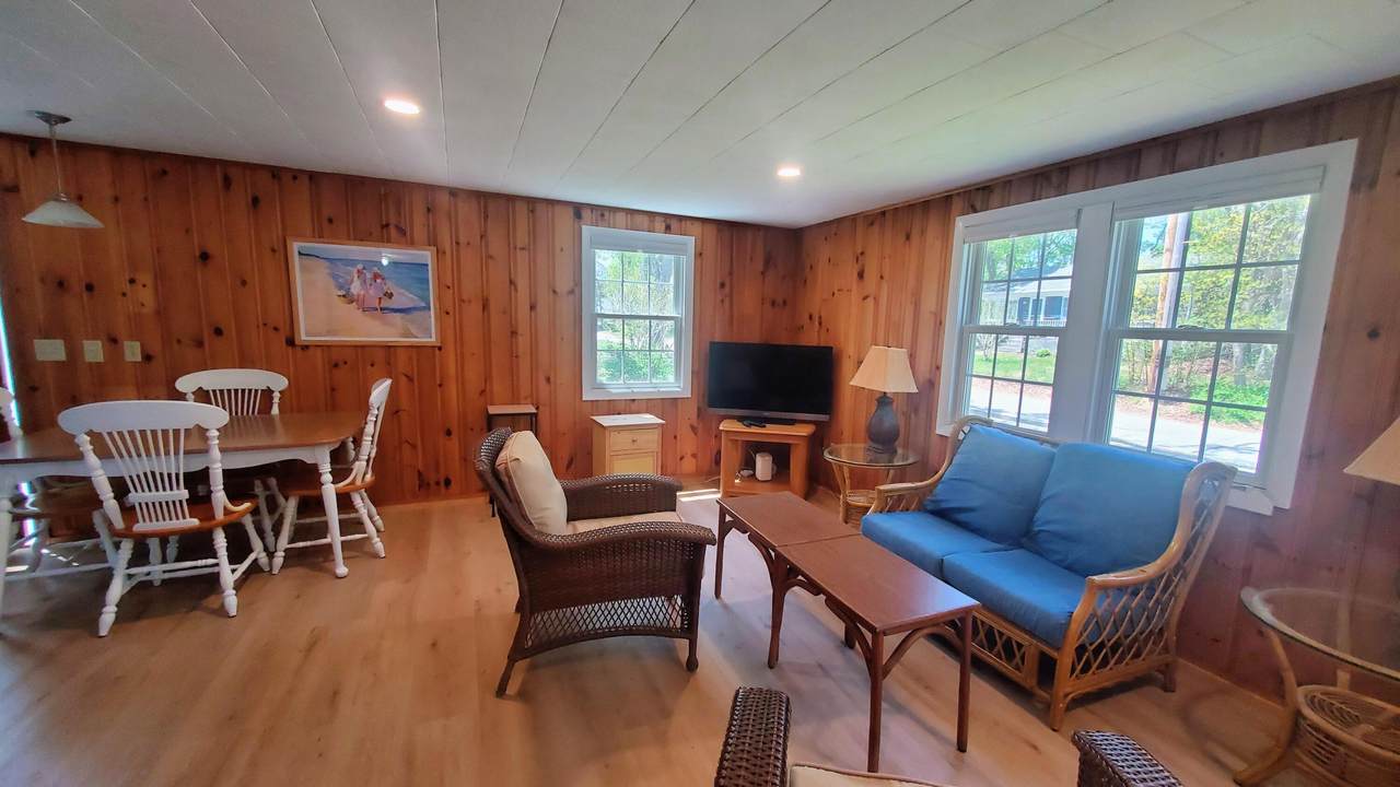https://bt-photos.global.ssl.fastly.net/capecod/1280_boomver_1_22602333-2.jpg