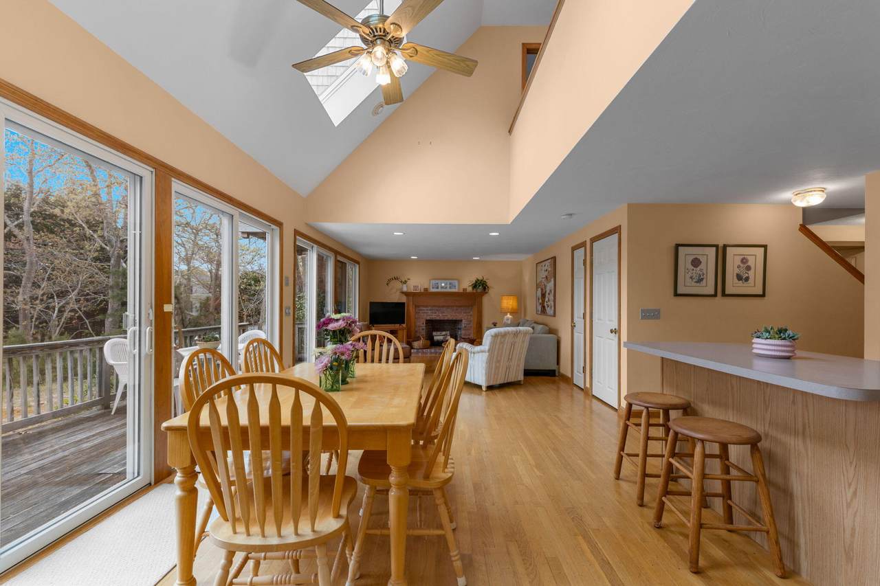 https://bt-photos.global.ssl.fastly.net/capecod/1280_boomver_1_22602379-2.jpg