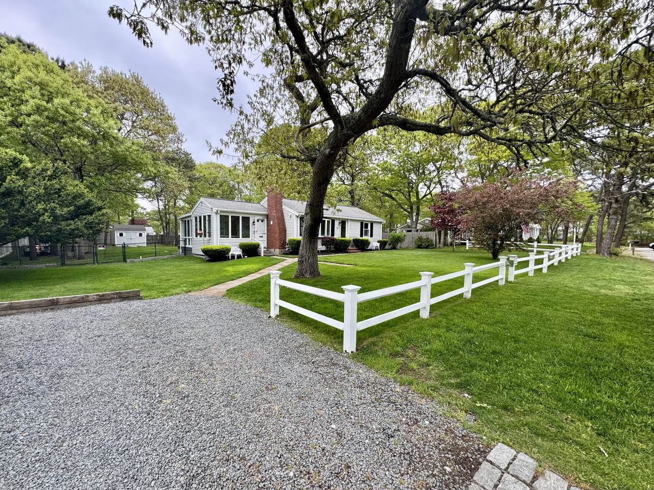 https://bt-photos.global.ssl.fastly.net/capecod/1280_boomver_1_22602412-2.jpg