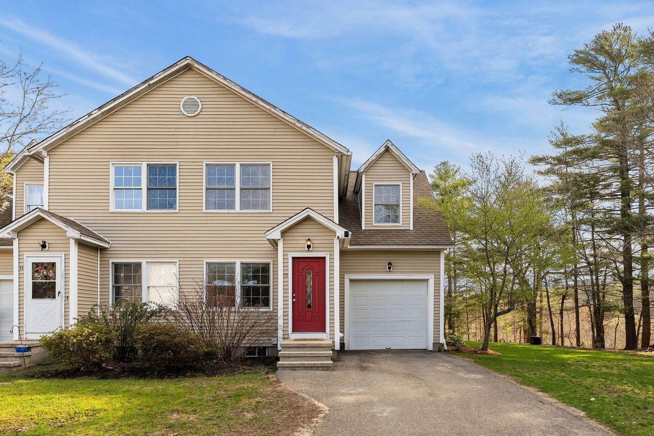 15 Carver Square Boulevard - Photo 1