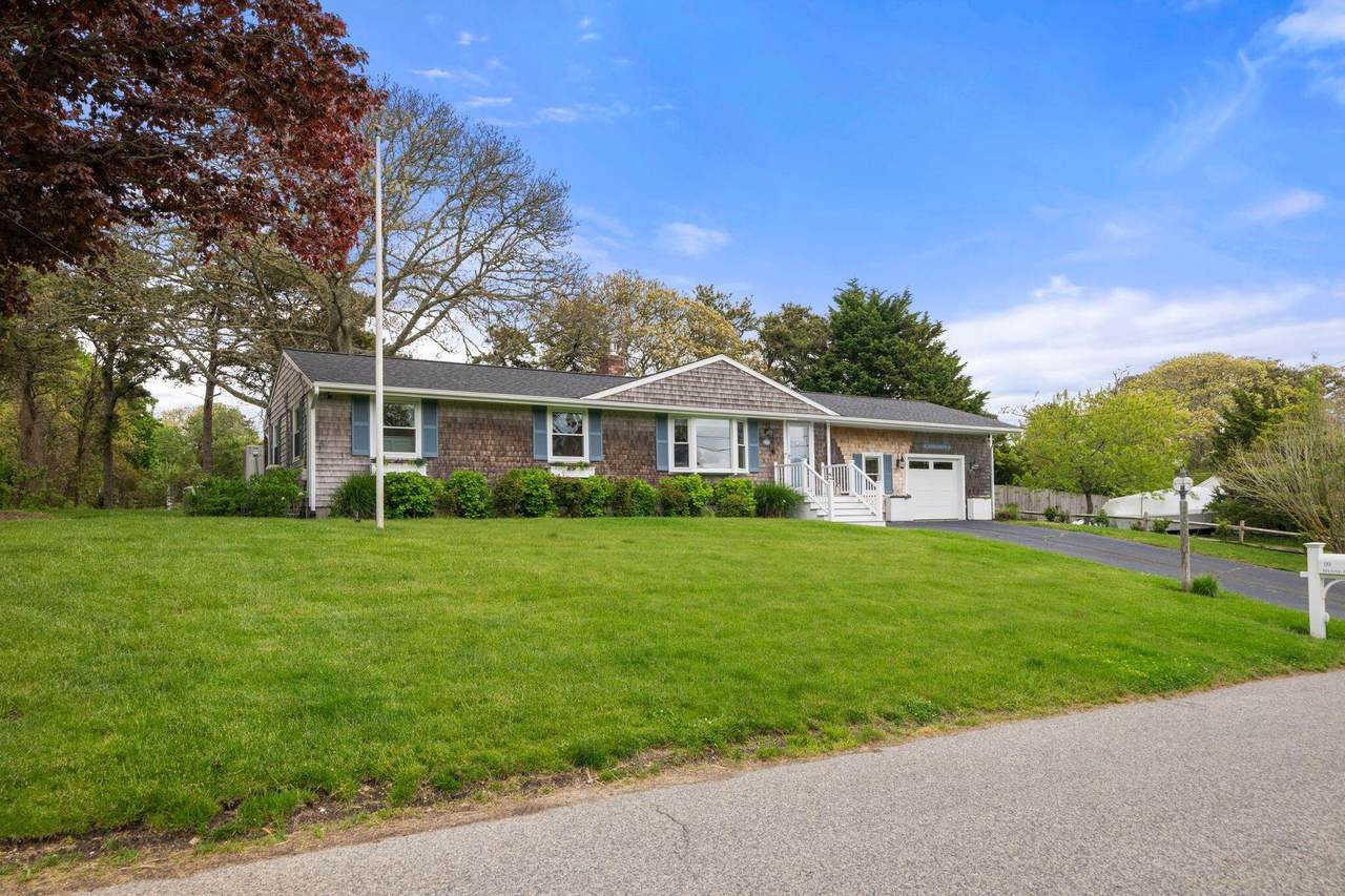 99 Shane Drive - Photo 1