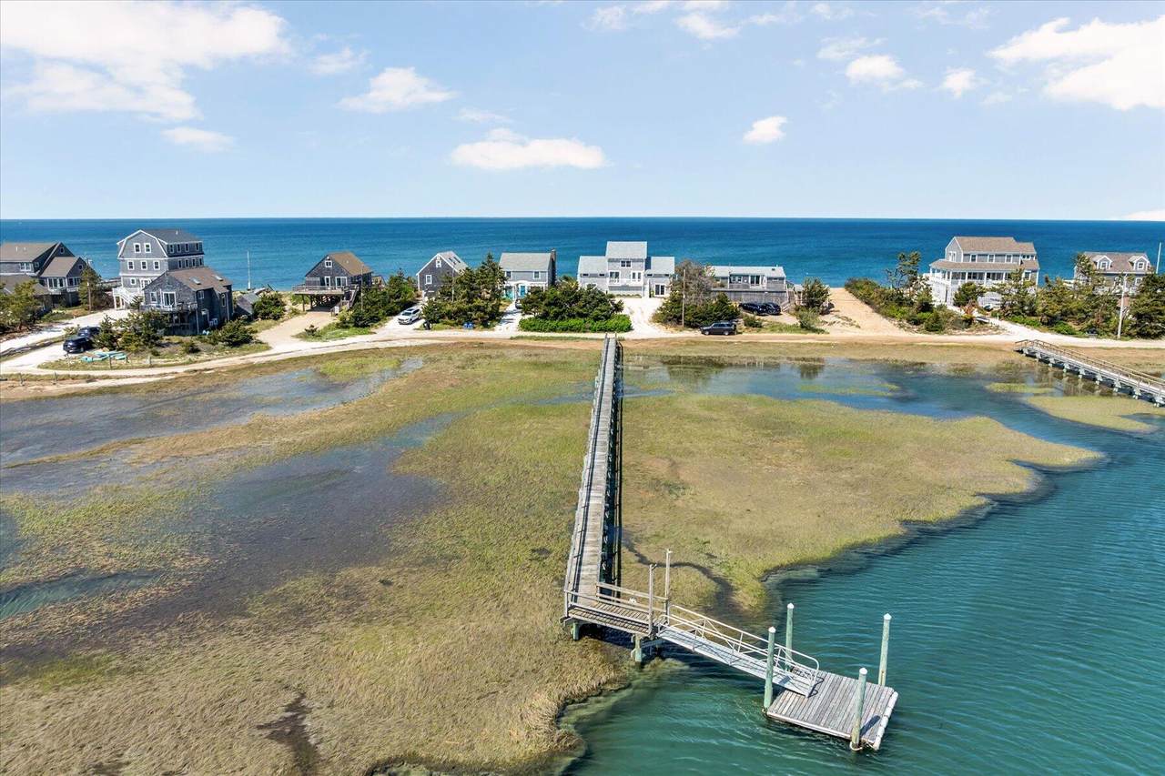 90 Salt Marsh Road - Photo 1