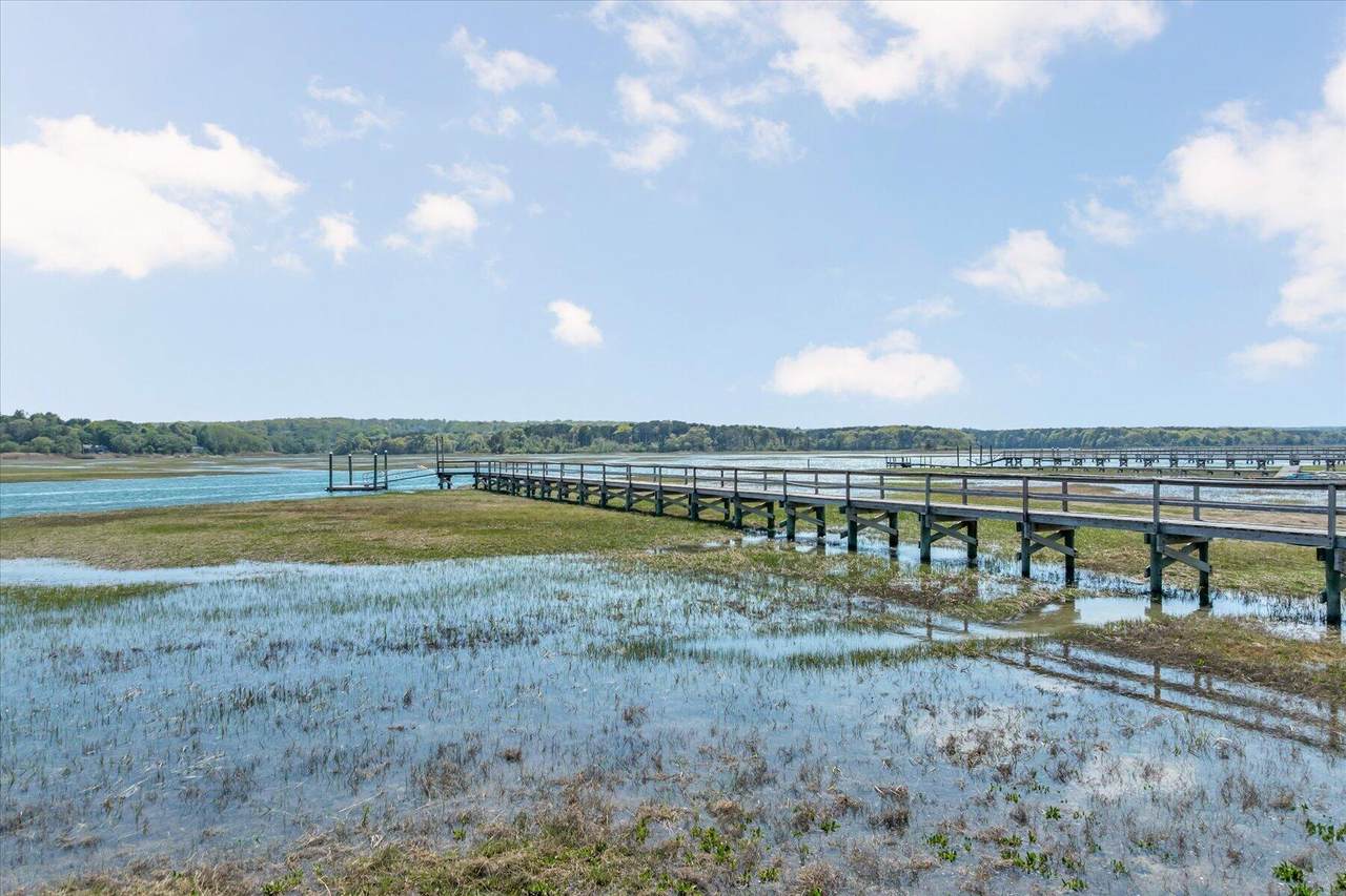 https://bt-photos.global.ssl.fastly.net/capecod/1280_boomver_1_22602477-2.jpg