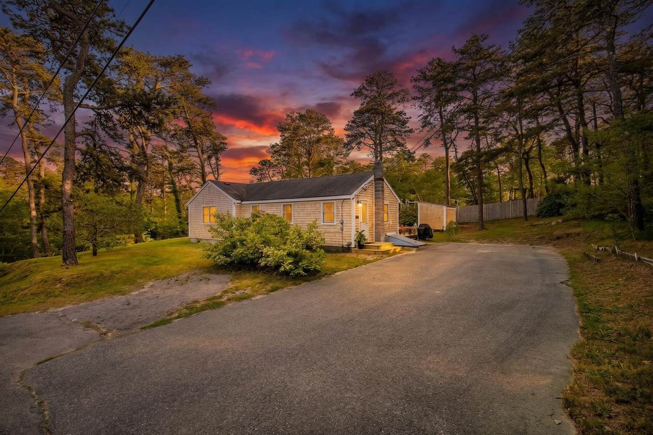 https://bt-photos.global.ssl.fastly.net/capecod/1280_boomver_1_22602512-2.jpg