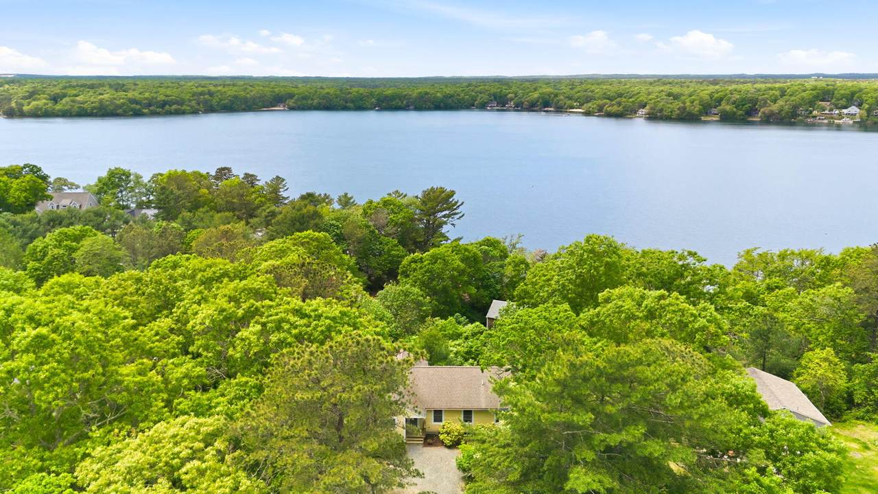 92 Shorewood Drive - Photo 1