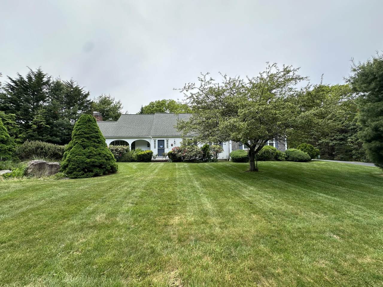 https://bt-photos.global.ssl.fastly.net/capecod/1280_boomver_1_22602536-2.jpg