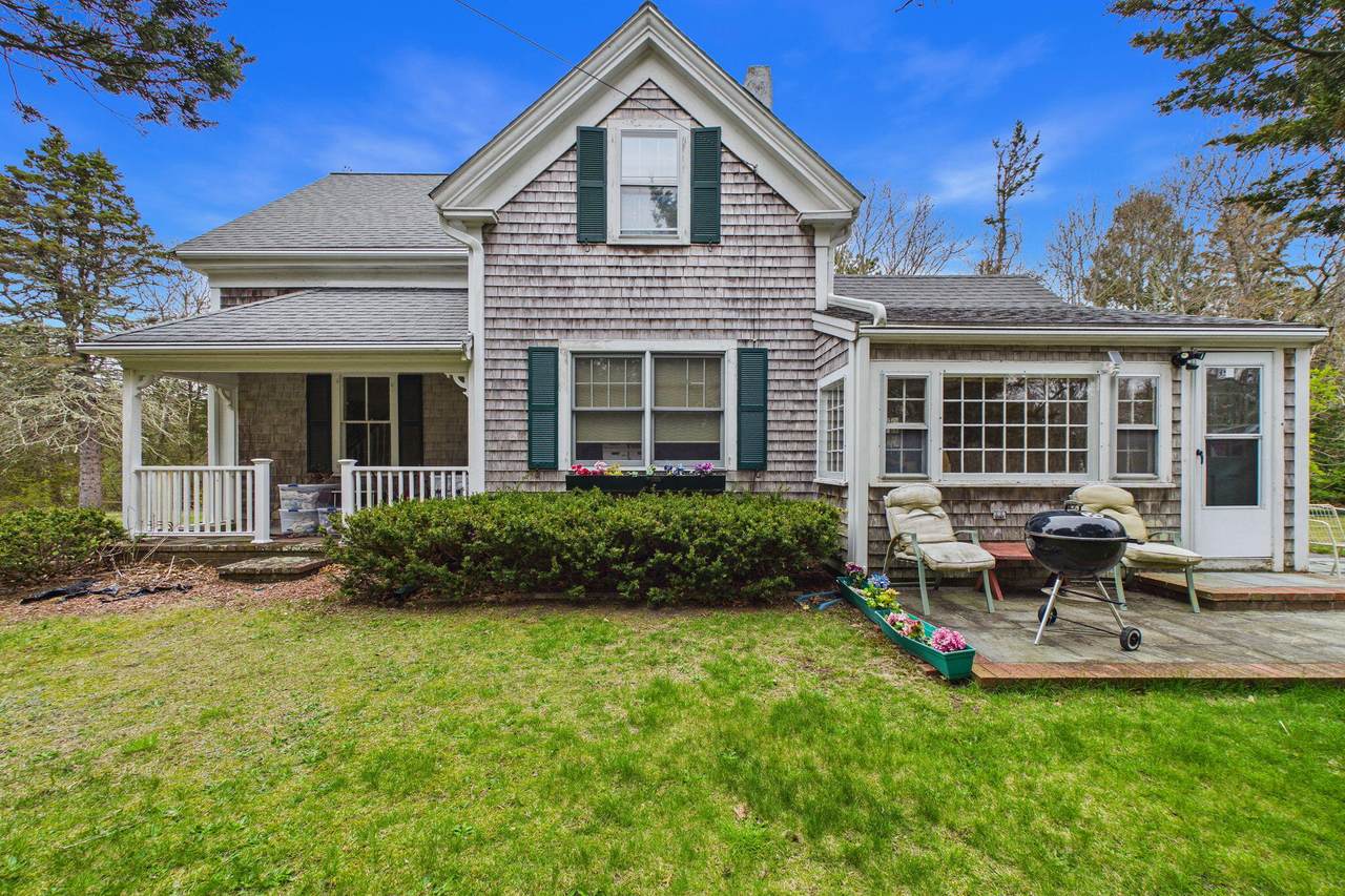 243 Old County Road - Photo 1